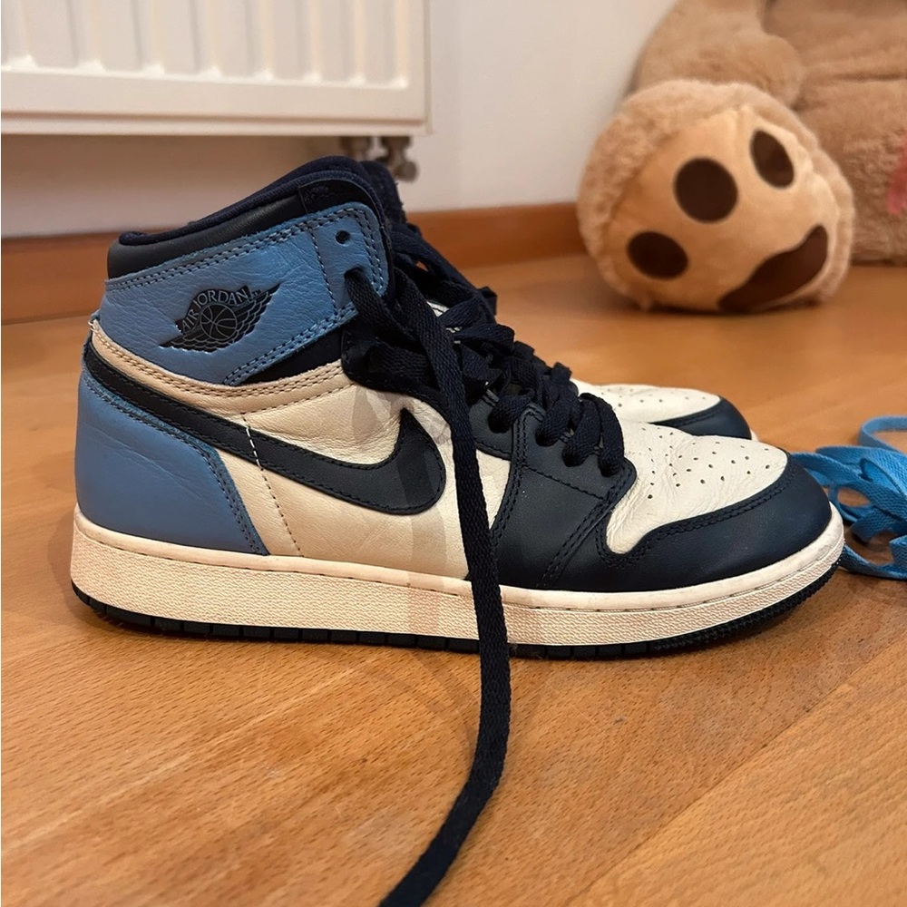 Obsidian Air Jordan 1
